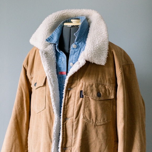 Calvin Klein - Corduroy & Sherpa Tan Trucker Jacket - Men's XL - Picture 8 of 9
